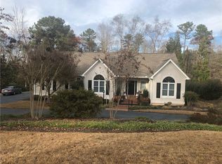 2623 Dog Leg Ln, Seneca, SC 29678