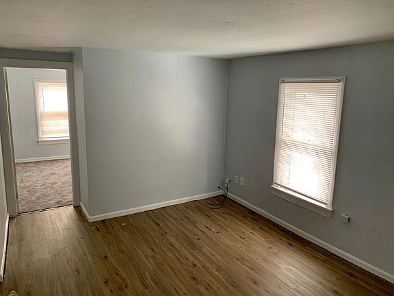 4th image of 4096 E 108th St #Up