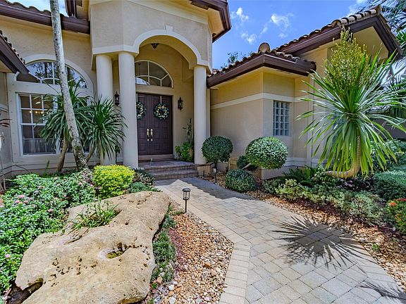 2nd image of 10180 S Lake Vista Circle