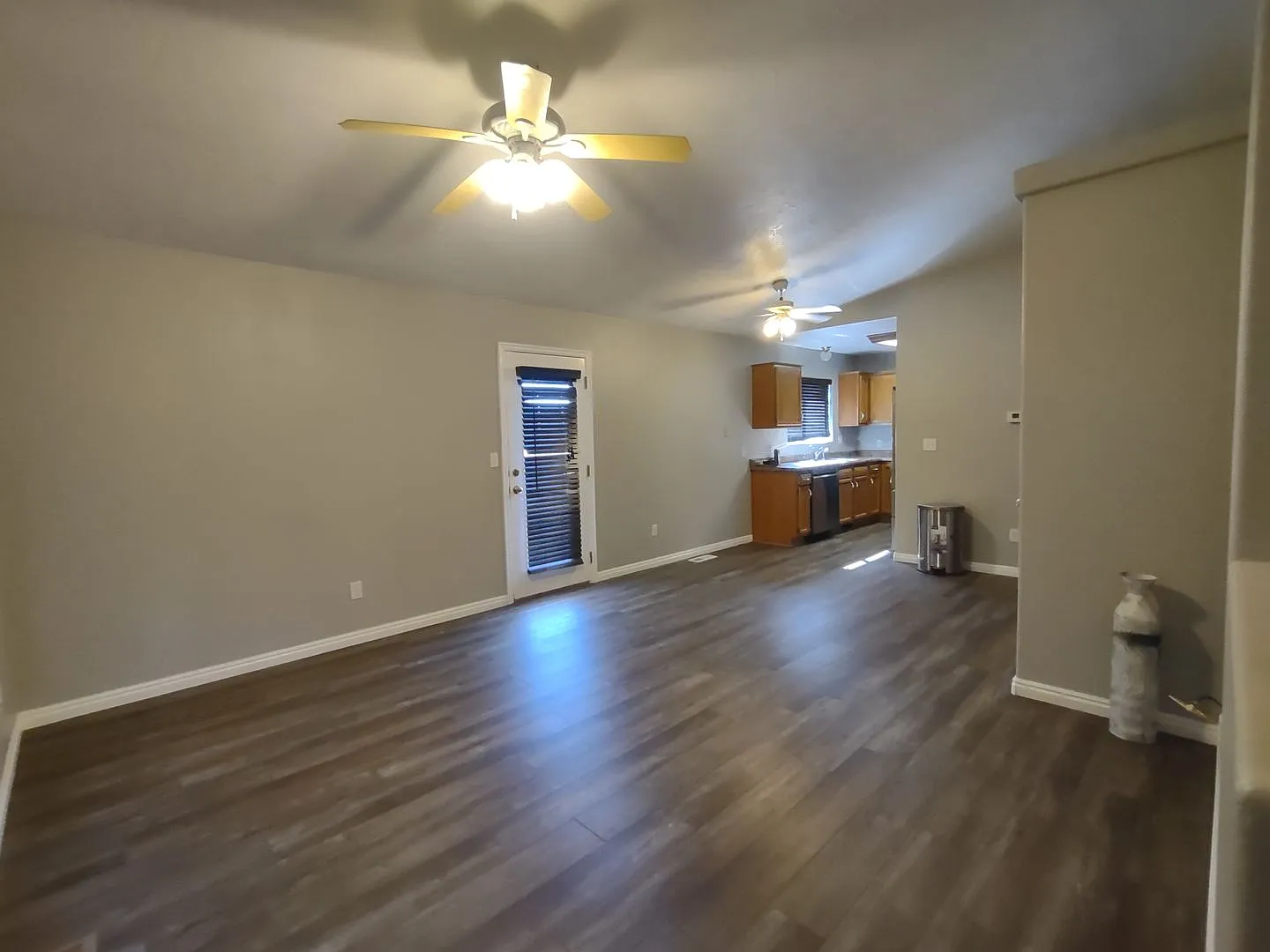 Bonus Living Room — Photo 3