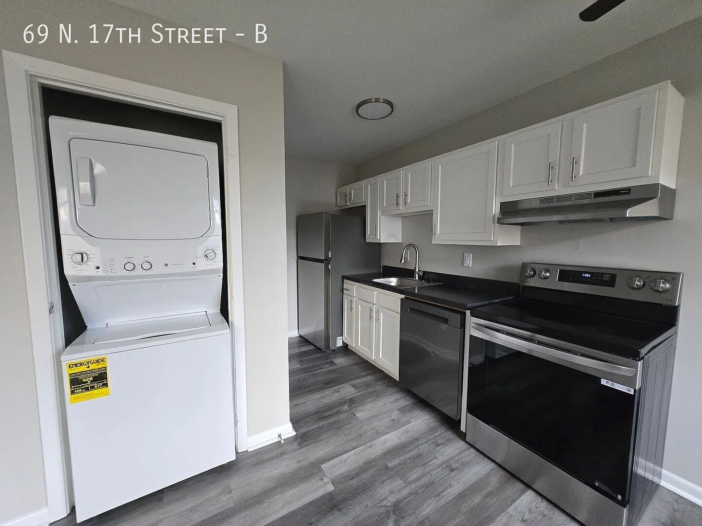 Recently Remodeled 1 Bedroom, 1 Bathroom Apartment 69 N 17th St! — Photo 2