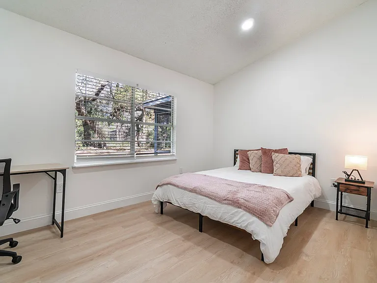 Bed 2