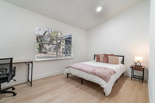 (Undisclosed Address) Photo 1