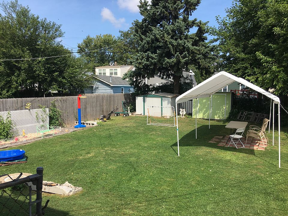 1st image of 2720 W 90th Pl