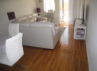 31-16 28th Rd #1R, Astoria, NY 11102