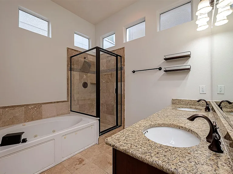 5608 Kansas St #B — Photo 17