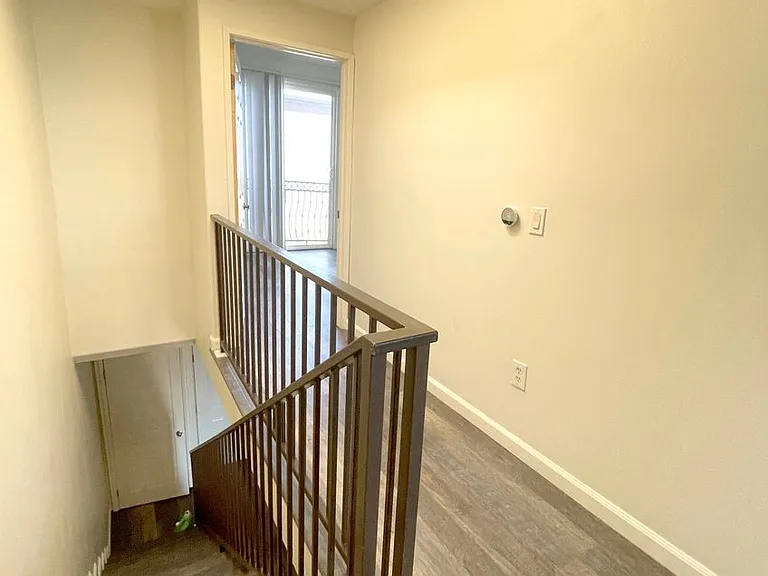 5330 Satsuma Ave — Photo 9
