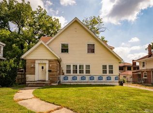 810 Belmonte Park N, Dayton, OH 45405