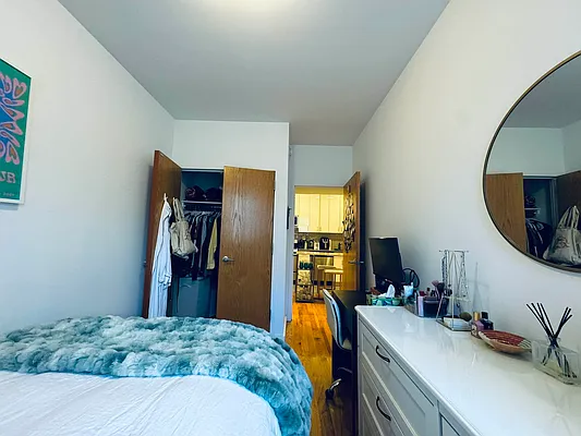 Rented by Metropolitan Property Group | media 11