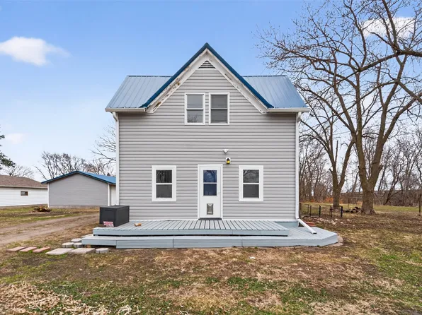 125 N Marietta St, Rhodes, IA 50234