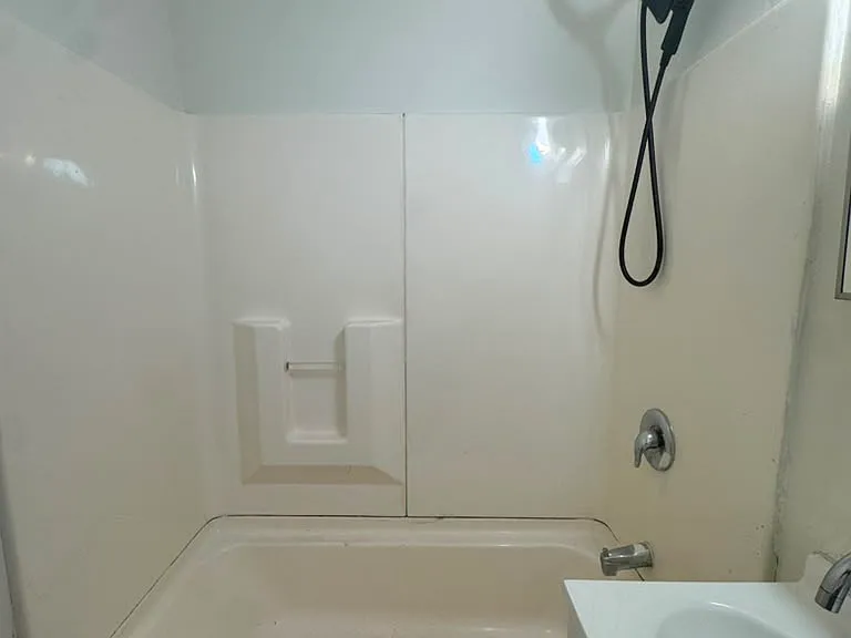 202 E Belden Ave #8 — Photo 10