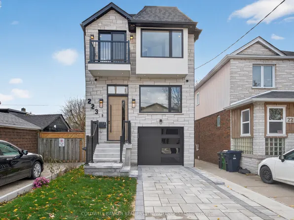 223 Queensdale Ave, Toronto, ON M4C 2B1