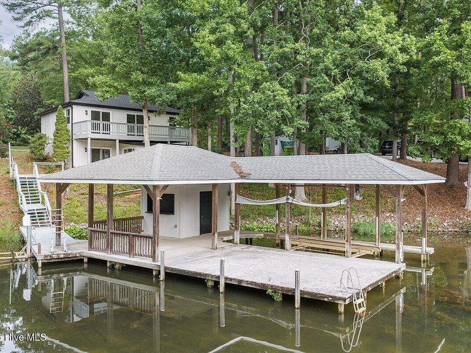 1st image of 238 Wharton Circle