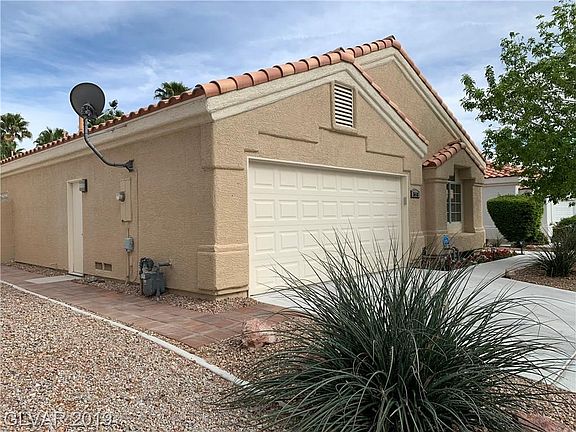 2nd image of 5448 Milkwood Ln