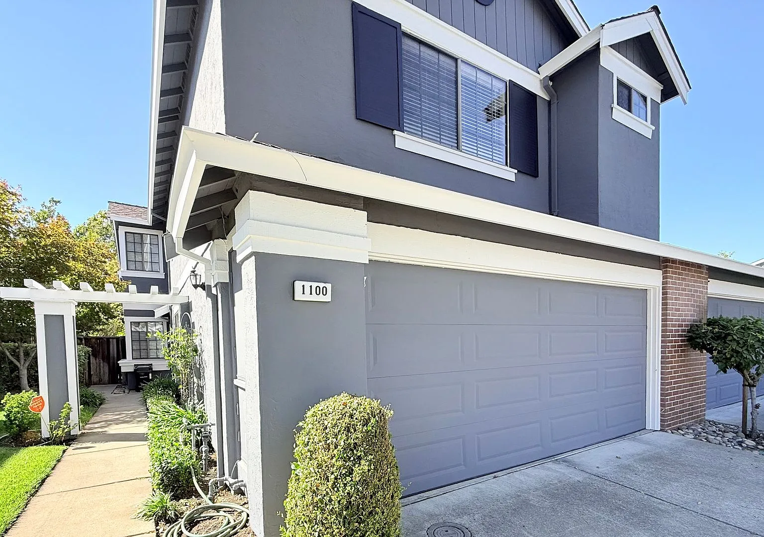 Spacious and Move-In Ready, 4BD/3BA, Duet Townhome in Meadow Creek, Danville- Available NOW! — Photo 2