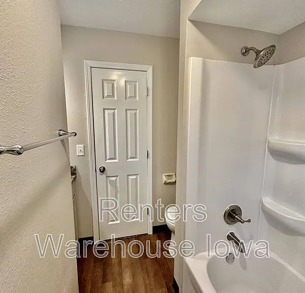 4926 Madison Ave — Photo 32