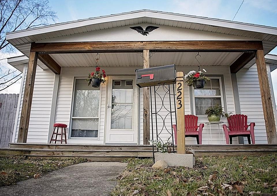 1st image of 223 Prentice Dr