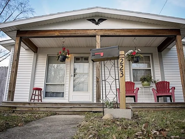 223 Prentice Dr, New Carlisle, OH 45344