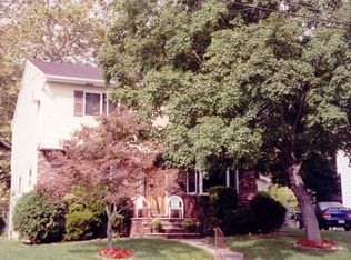 143 Ploch Rd, Clifton, NJ 07013