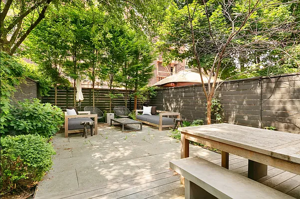 Sold by Compass | media 6