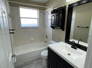 15957 SW 141st St, Miami, FL 33196