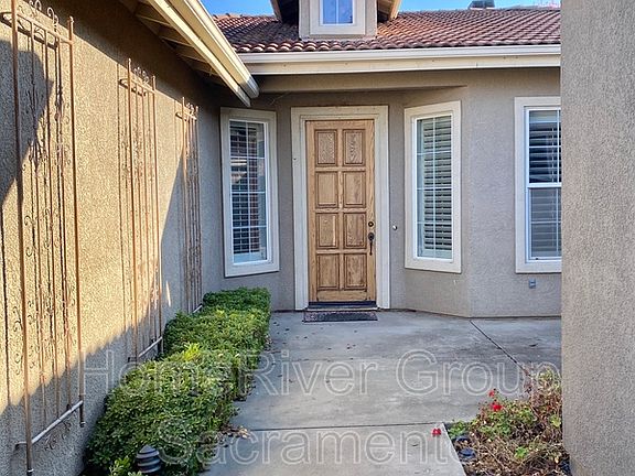 3rd image of 5010 Sienna Ln