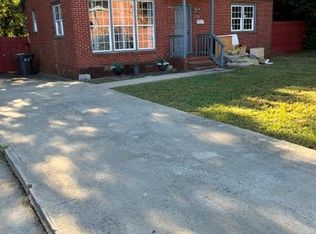 2520 Bancroft St, Charlotte, NC 28206