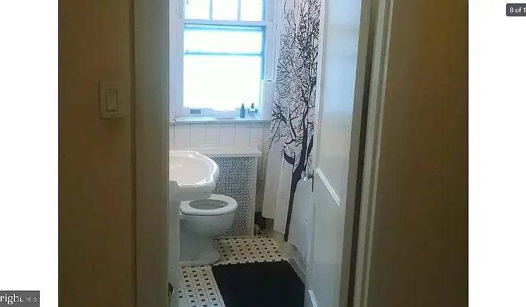1101 N Clayton St — Photo 6