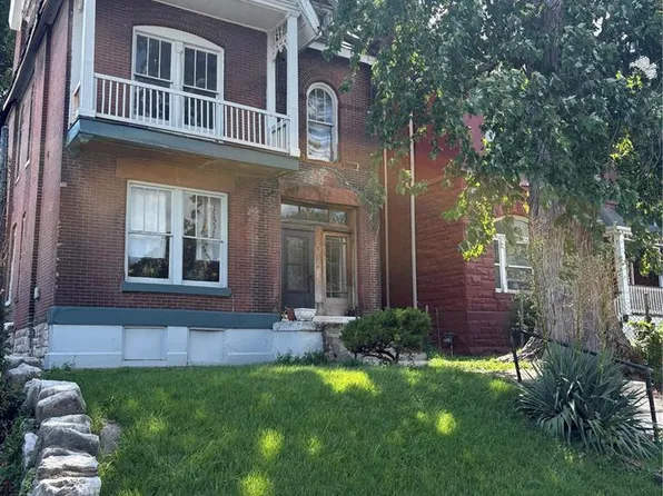 3912 W Belle Pl, Saint Louis, MO 63108