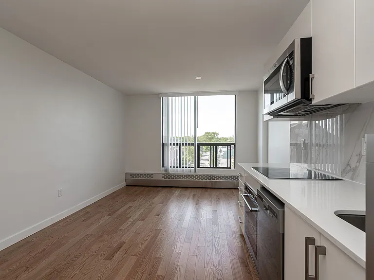 798 Richmond St W — Photo 89