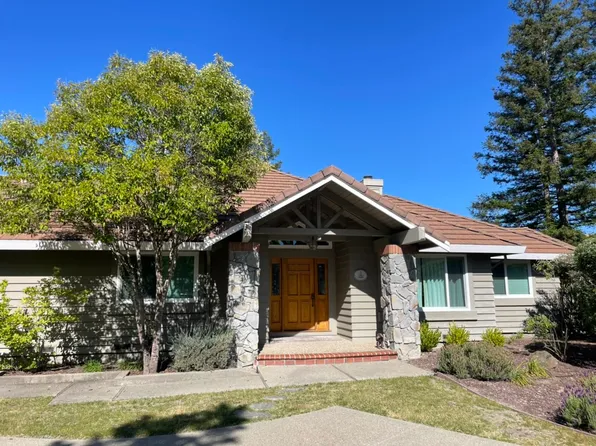 3 Carey Ct, Moraga, CA 94556