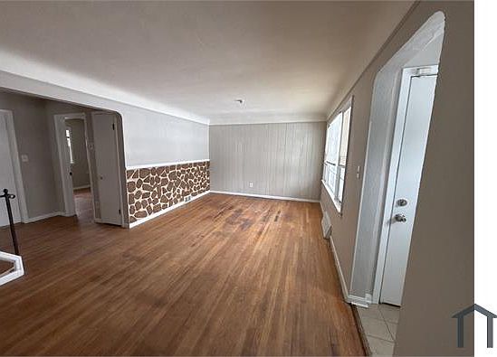 5th image of 12701 Park Knoll Dr