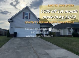 2220 Chasewater Rd, Fayetteville, NC 28306