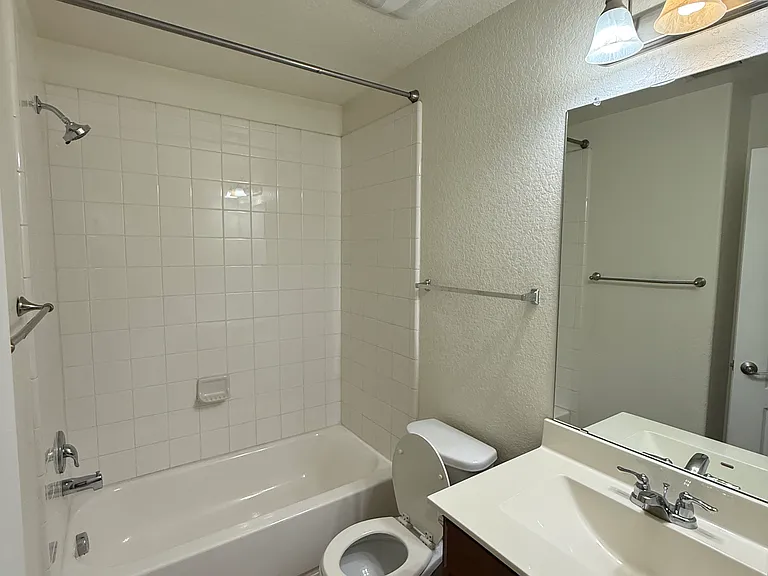 2095 Shire Mdws — Photo 10