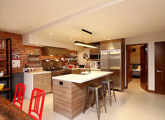 Sold by Brown Harris Stevens | media 19