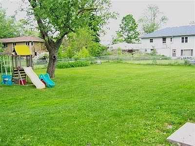 2nd image of 143 Park Manor Dr