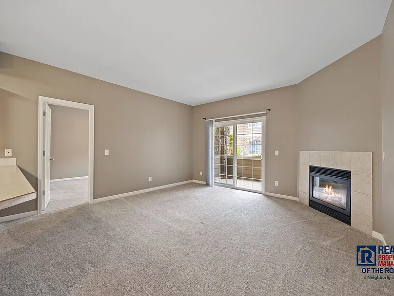 1280 Lake Cir #11C — Photo 11