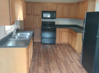 2303 Carolina St, Midland, MI 48642