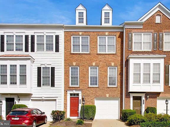 2nd image of 2106 Ivy Stone Pl