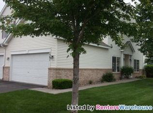 1391 Yorkshire Ln, Shakopee, MN 55379
