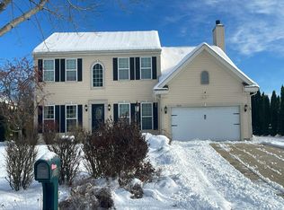 11039 W Fairlane Ave, Milwaukee, WI 53224