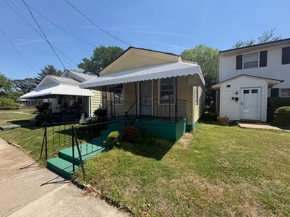 1138 42nd St, Newport News, VA 23607