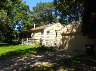 8030 38th St N, Lake Elmo, MN 55042