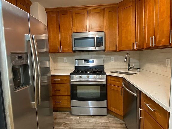 2nd image of 94-11 59th Ave APT B25