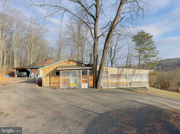 4196 Liberty Valley Rd, Ickesburg, PA 17037
