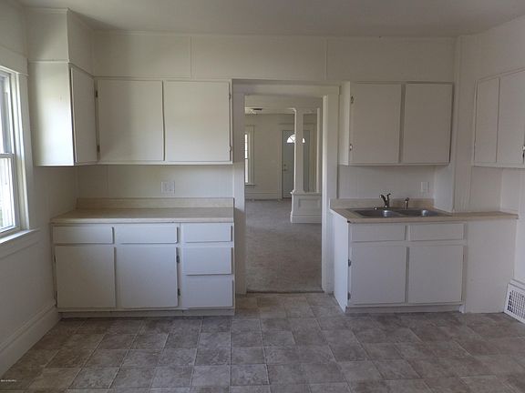 4th image of 2108 Sanford St