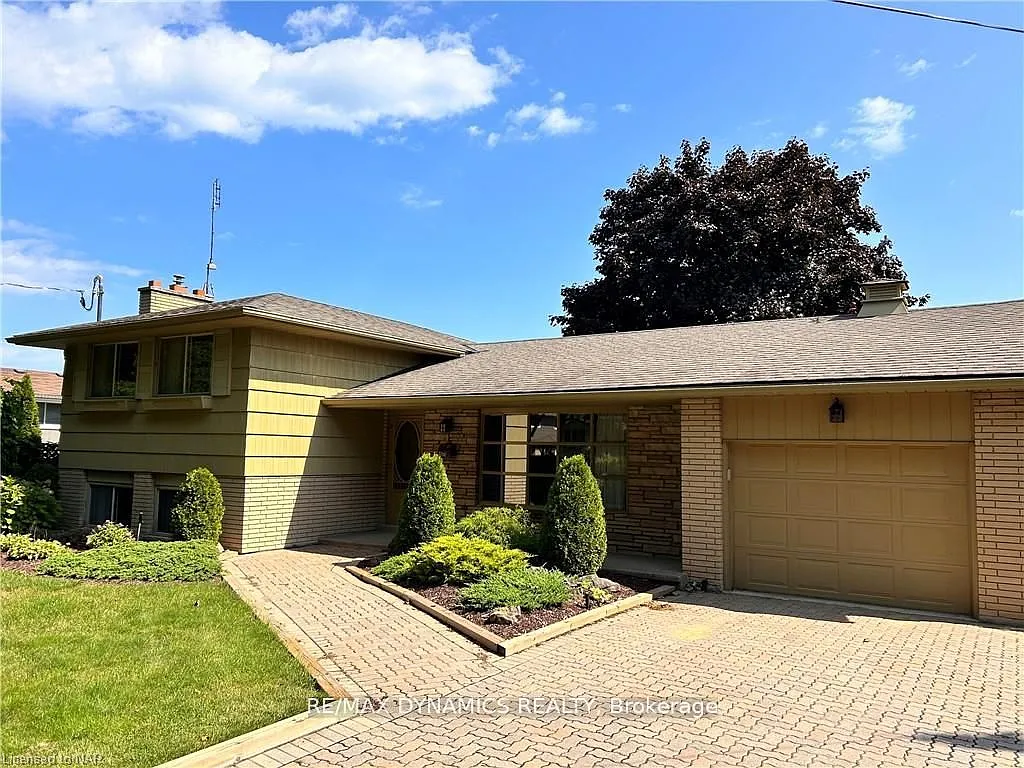 2 bed, $1,680 — Photo 2