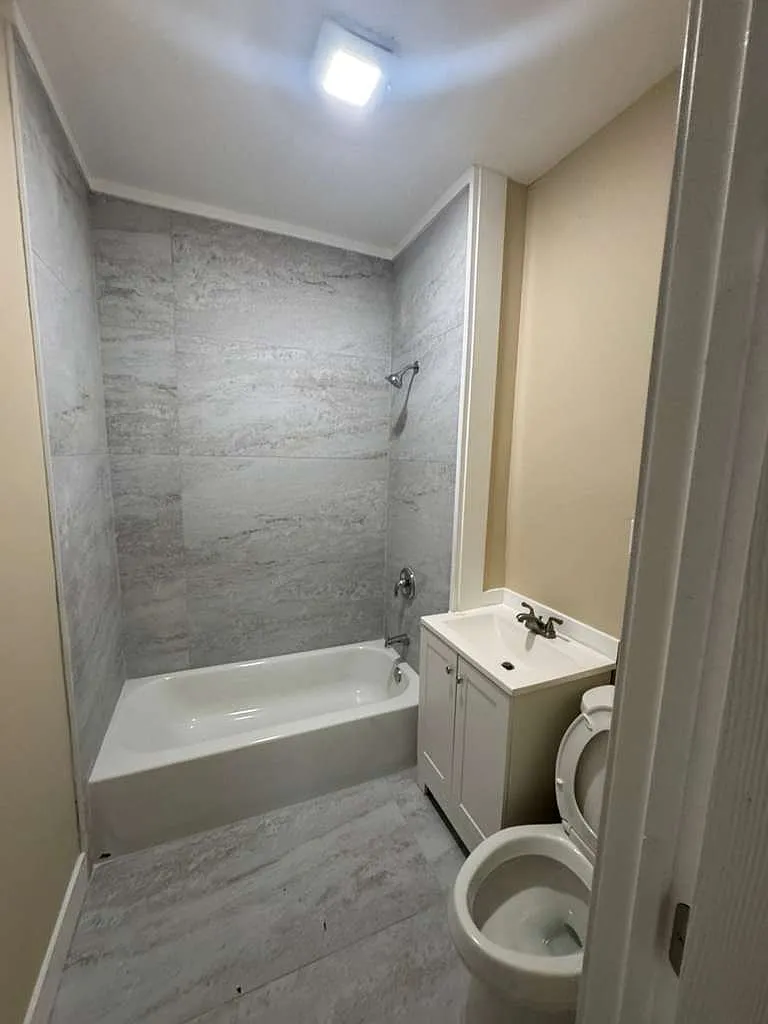 Building Photo - 612 N Geddes St #2