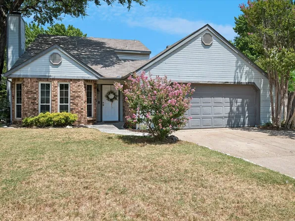 109 Clove Ln, Euless, TX 76039