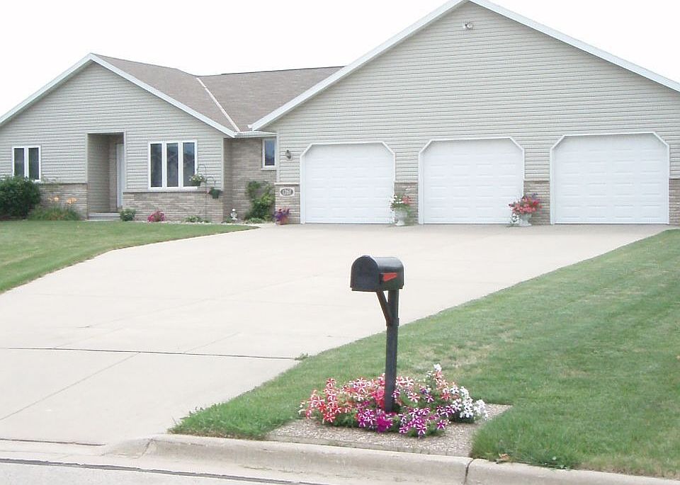 1st image of 1267 Carmen Ct
